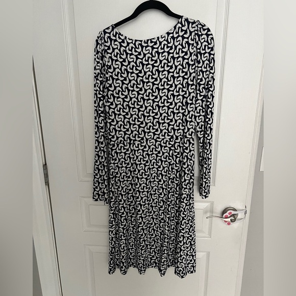 Boden Francesca Navy & White jersey dress 6L - Picture 3 of 4